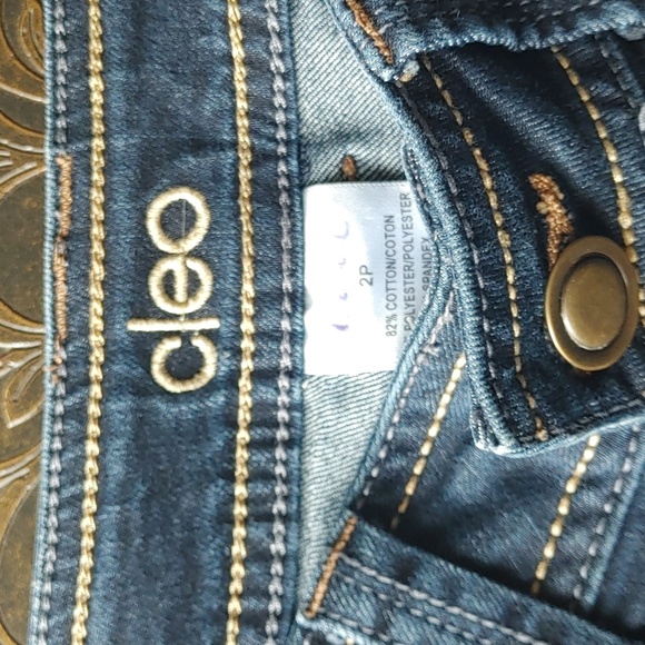 3/$30 Cleo Jeans - Picture 5 of 6